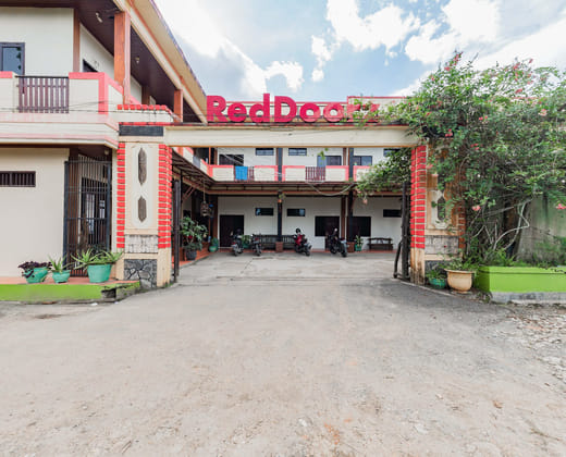 RedDoorz near Samarinda Square