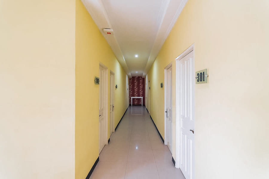 RedDoorz @ H. Agus Salim Street Pontianak
