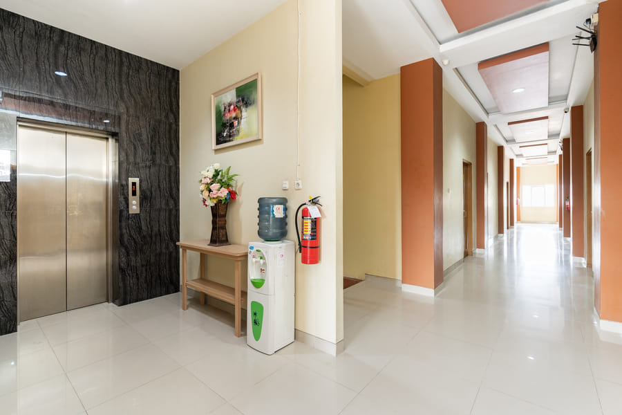 RedDoorz near Islamic center Samarinda