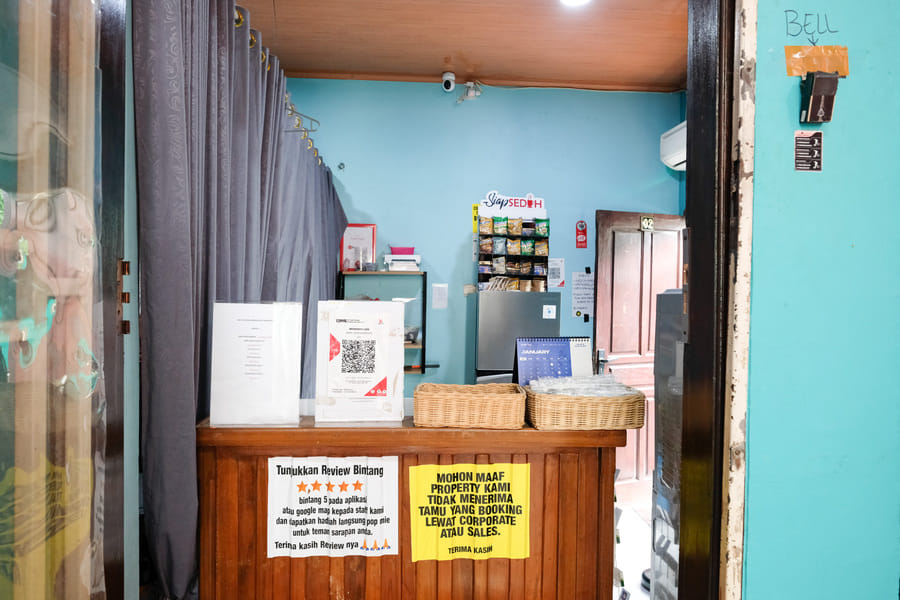 RedDoorz near Sunrise Mall Mojokerto