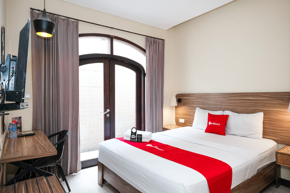 RedDoorz Room
