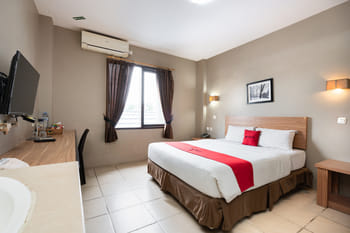 RedDoorz Plus @ Hotel Ulin Samarinda