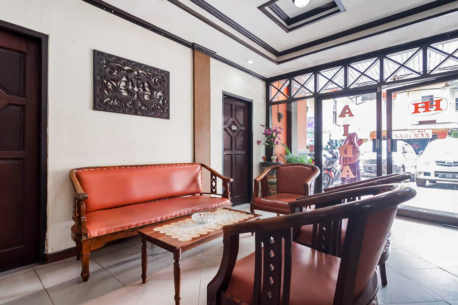 RedDoorz Syariah near Pasar Pagi Samarinda