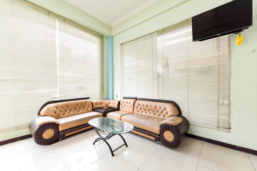 Urbanview Hotel Bartu Moh Toha Bandung
