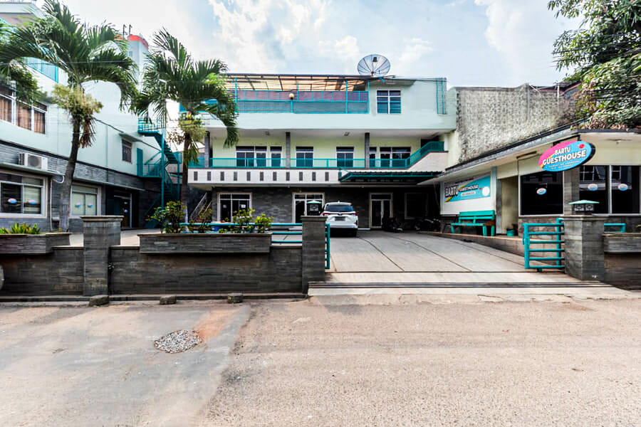 Urbanview Hotel Bartu Moh Toha Bandung