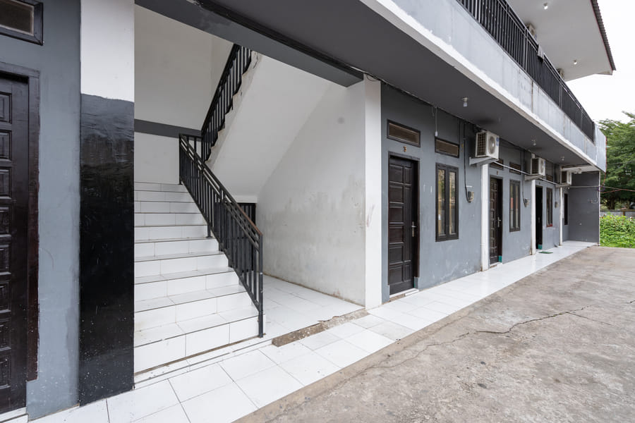 RedDoorz near Bigmall Samarinda 2