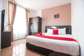 RedDoorz @ Batam Center 2