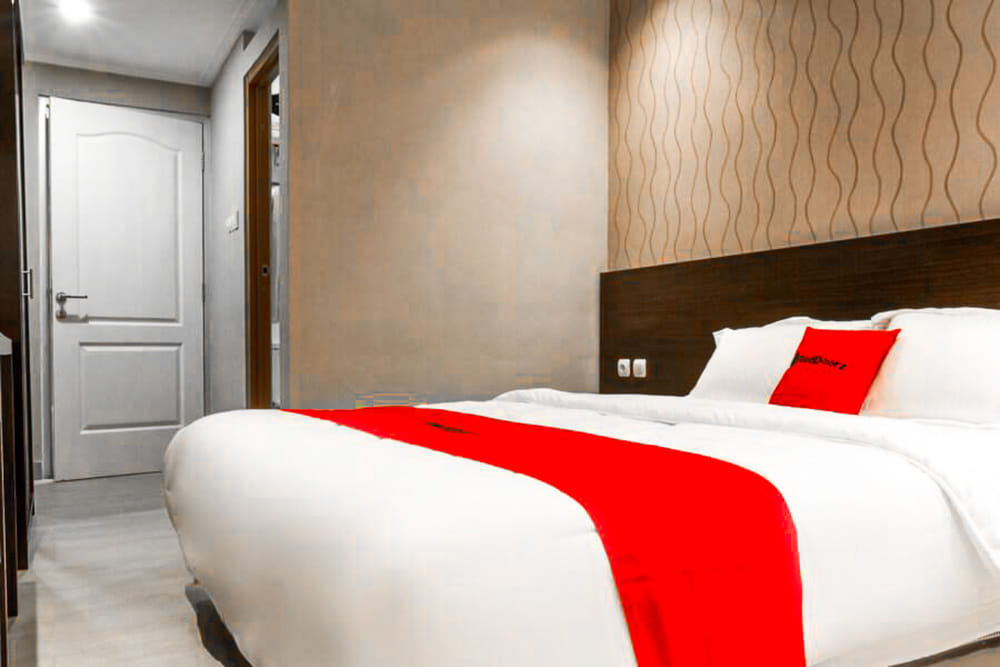 RedDoorz Room