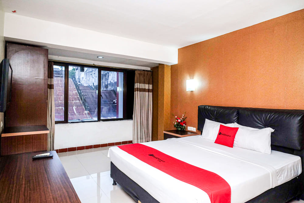 RedDoorz Suite