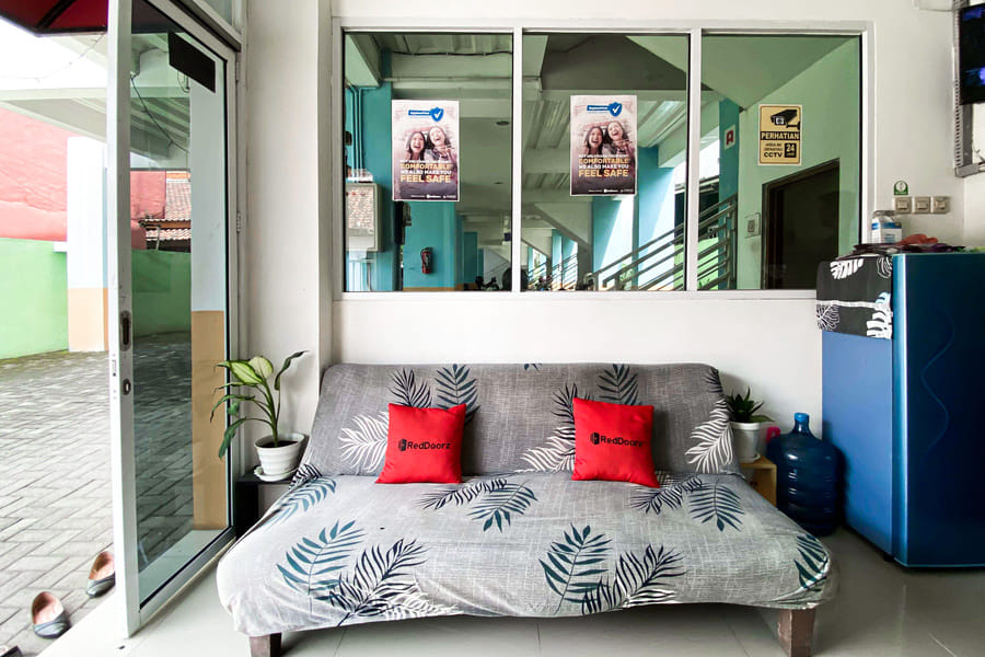 RedDoorz near RSUD Margono Purwokerto 3