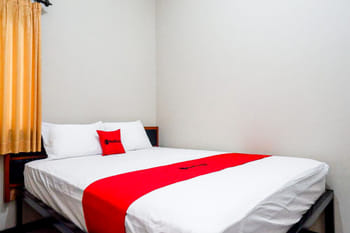 RedDoorz near Kampus UMP Purwokerto 2