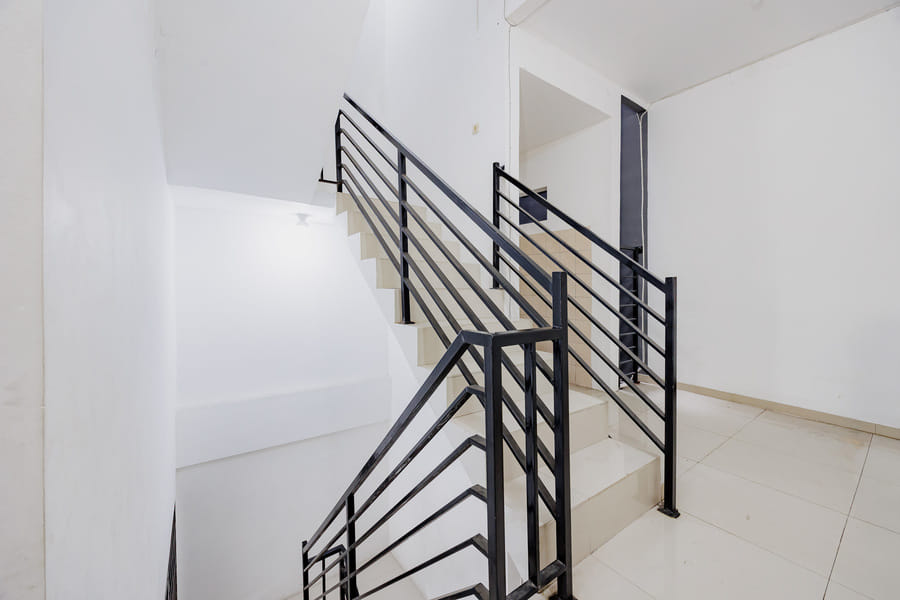 RedDoorz Near RS Panti Wilasa Semarang