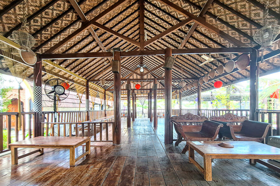 RedDoorz @ Etnik Guest House