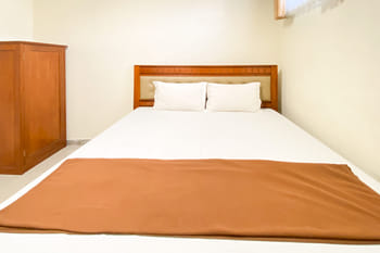 Rimbaku Homestay Syariah near Alun Alun Batu RedPartner