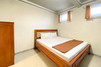 Rimbaku Homestay Syariah near Alun Alun Batu RedPartner