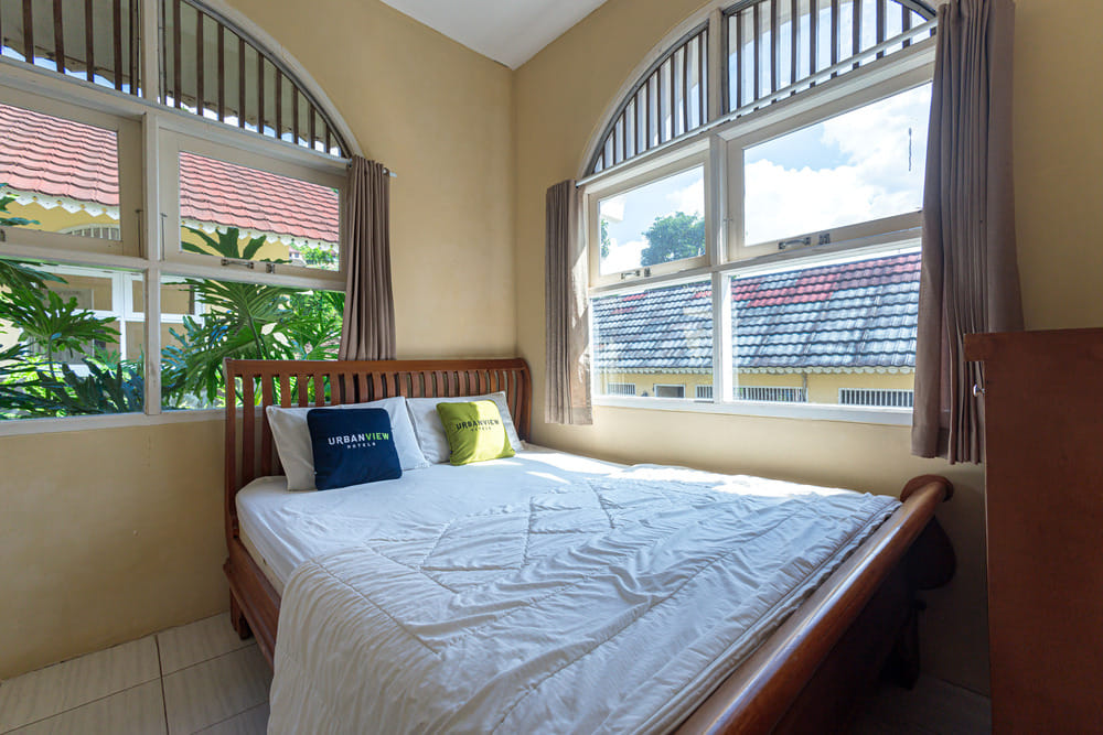 SALE Room
