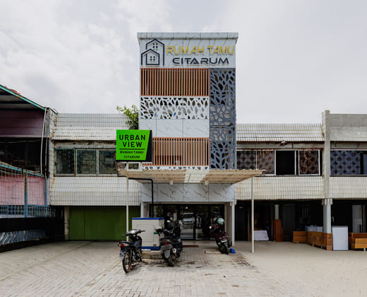 Urbanview Rumah Tamu Citarum near Stasiun Tawang Semarang