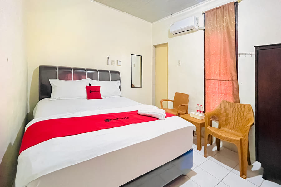 RedDoorz @ Budi Mulia Homestay Pematangsiantar