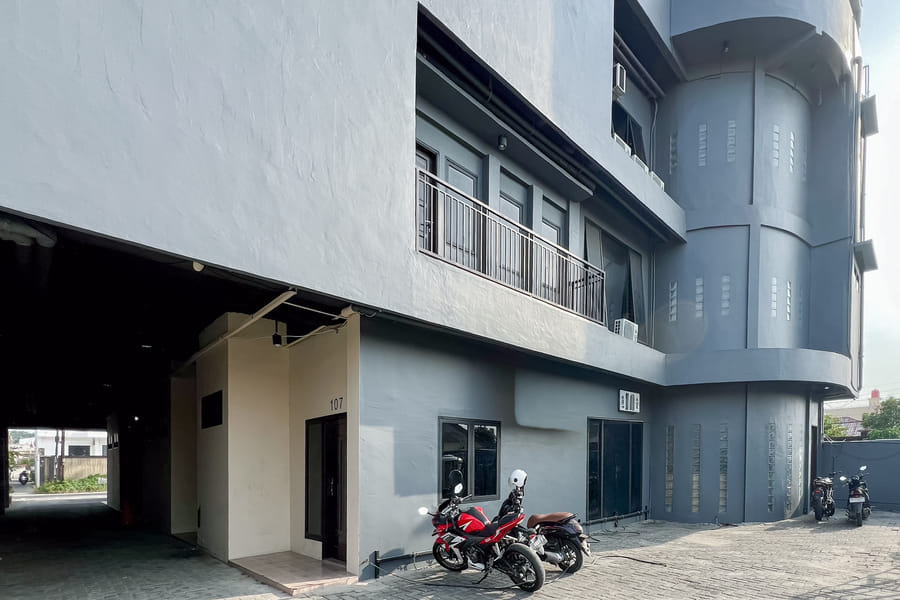 SANS Vibes Millenium Inn Medan