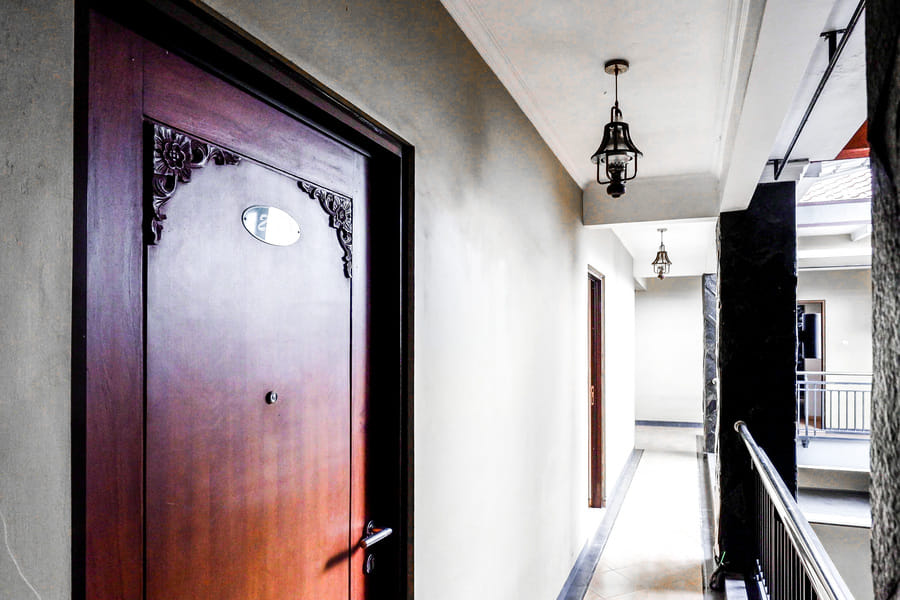 RedDoorz Plus near Amplaz Yogyakarta