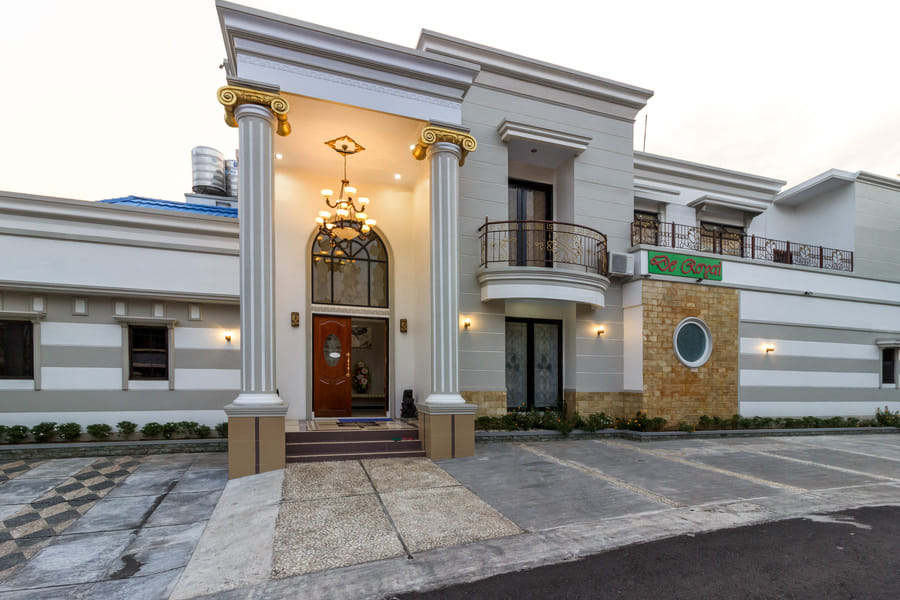 RedDoorz Plus near Pantai Malalayang Manado