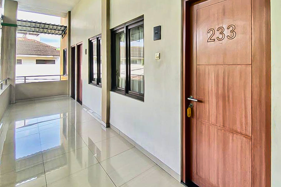 Mawar Indah Hotel near Stasiun Balapan Solo RedPartner