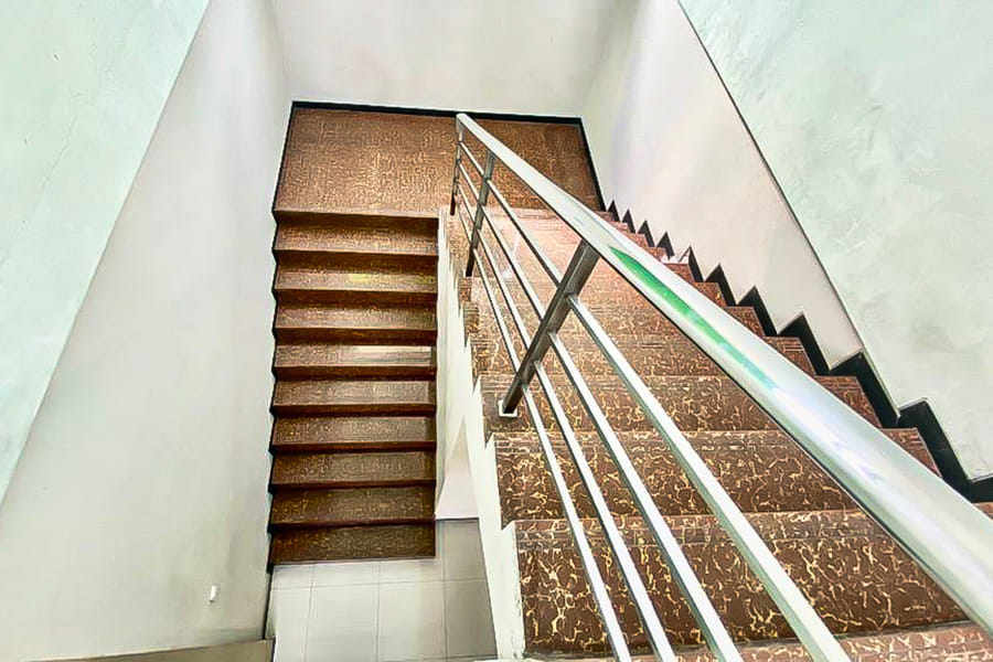 Mawar Indah Hotel near Stasiun Balapan Solo RedPartner