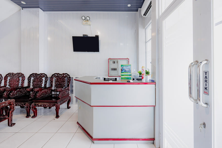 Urbanview Hotel Executive Residence Semarang by RedDoorz