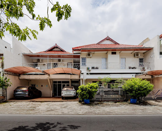 Urbanview Hotel Executive Residence Semarang by RedDoorz