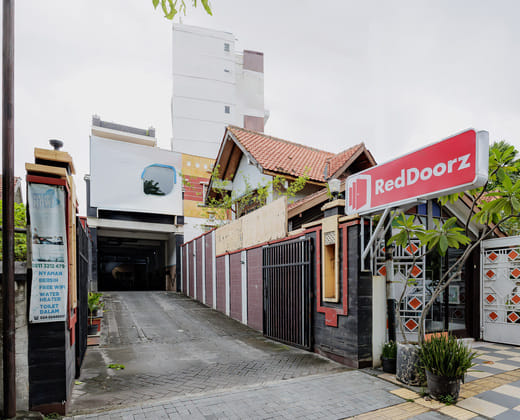 RedDoorz @ Hotel Artama Pandanaran Semarang