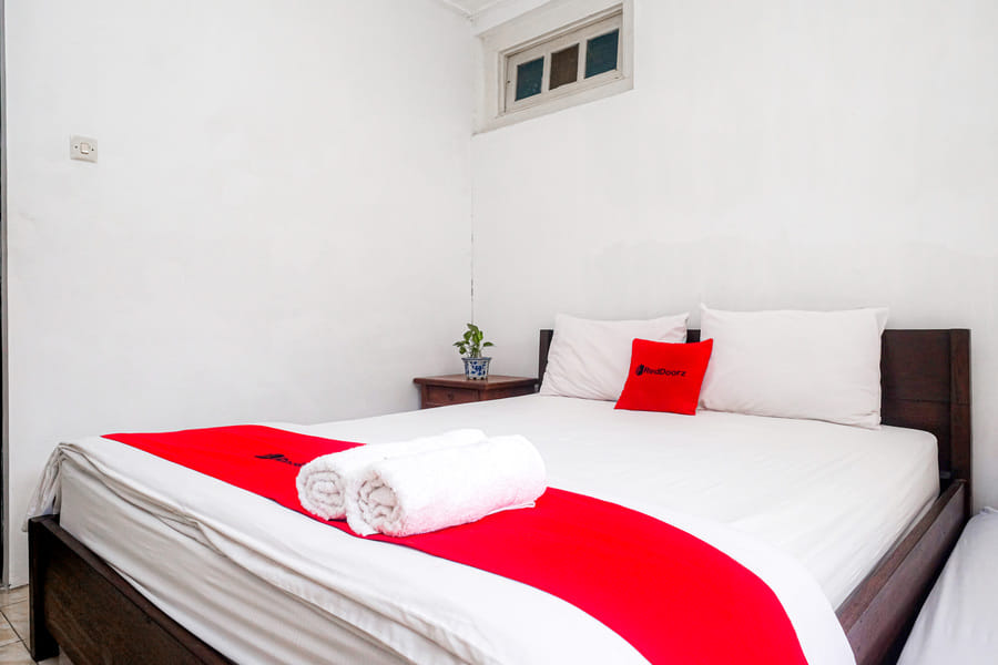 RedDoorz Syariah near Wijilan Yogyakarta