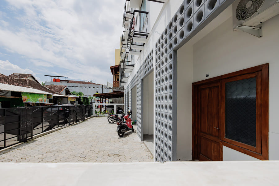 Urbanview TeBeYe Syariah UNS Solo
