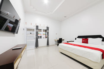 RedDoorz near RSD Idaman Banjarbaru Syariah