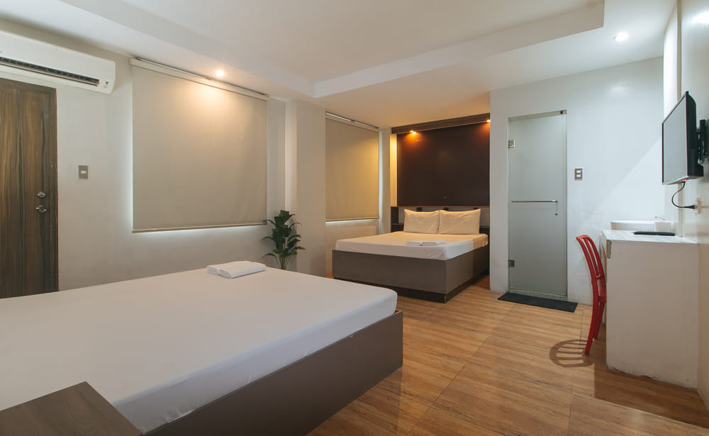 RedDoorz Family Room