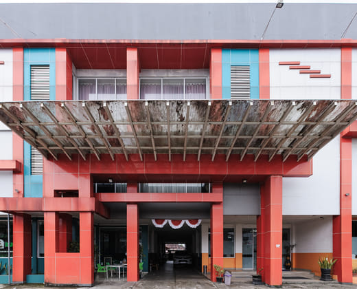 Urbanview Hotel Niraz Banjarmasin by RedDoorz