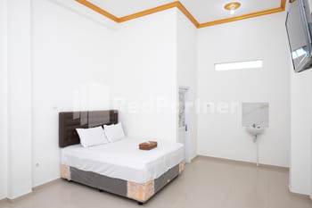 Elma Guesthouse YIA KulonProgo Yogyakarta mitra RedDoorz