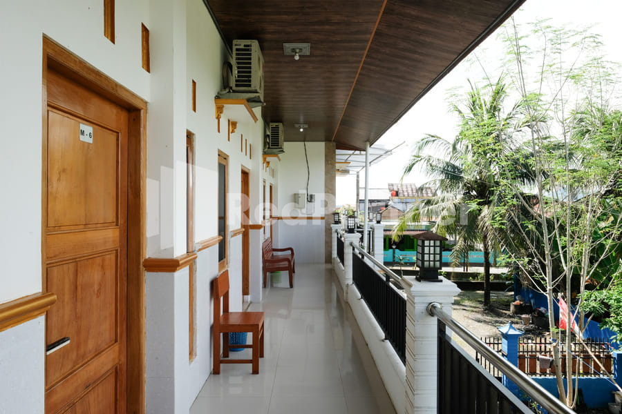 Elma Guesthouse YIA KulonProgo Yogyakarta mitra RedDoorz