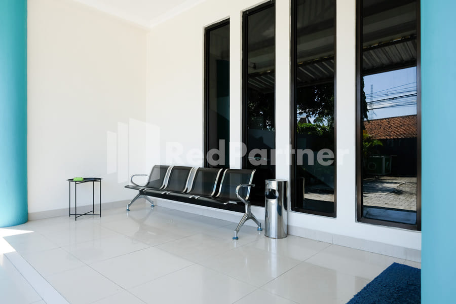 Hotel Andono near YIA Mitra RedDoorz