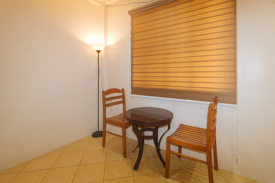 RedDoorz @ Davids Travellers Inn Cavite