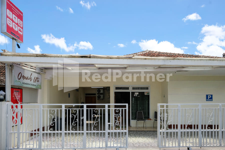 Oma Uti Syariah RedPartner near Stasiun Lempuyangan