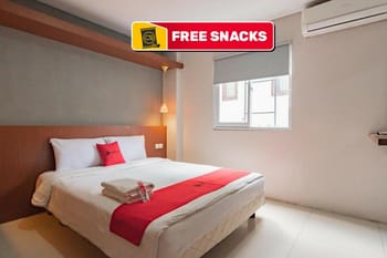 RedDoorz Plus @ Dago Pojok 3