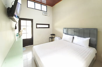 MM Homey Syariah near Taman Gajah Bolong Baureno RedPartner