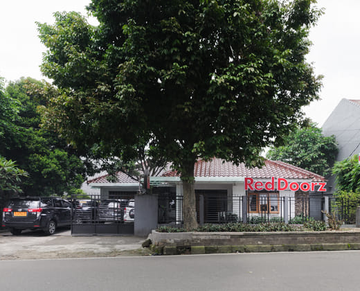 RedDoorz @ Batutulis Bogor by House of M