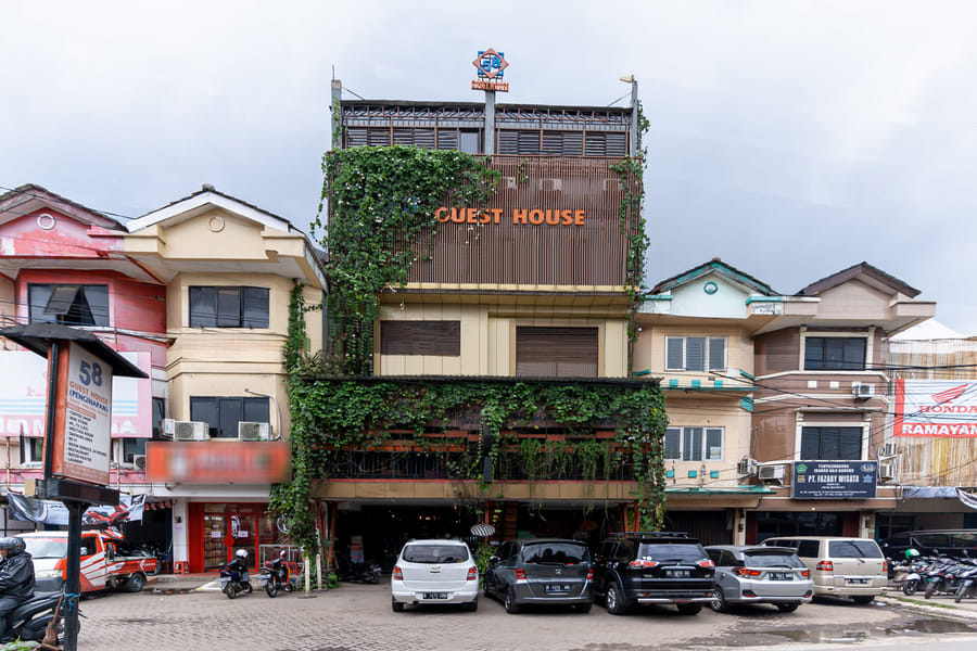 Urbanview Hotel 58 Bintaro