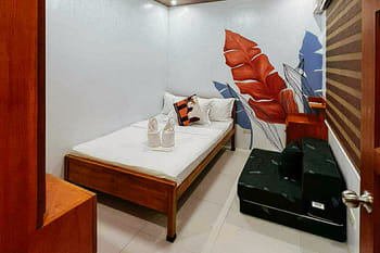 RedDoorz @ Balai Malinawon Siargao