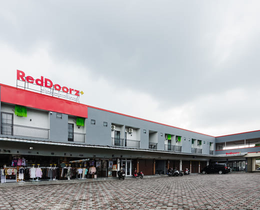 RedDoorz Plus Ciapus Bogor