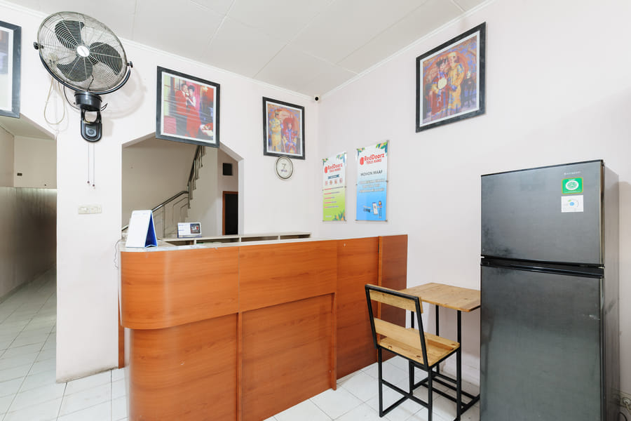 RedDoorz @ Terus Manis Suryakencana