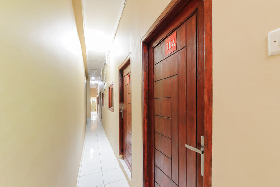 RedDoorz @ Terus Manis Suryakencana