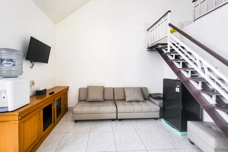 Urbanview Hotel Maulana Hills Syariah