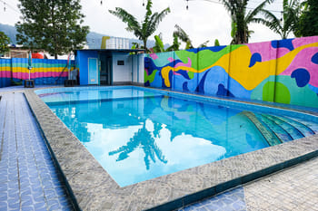 Urbanview Hotel Maulana Hills Syariah